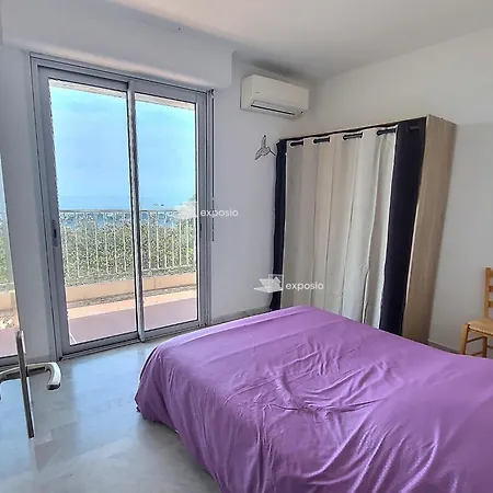 Bright 2-bedroom & Beautiful Sea View *